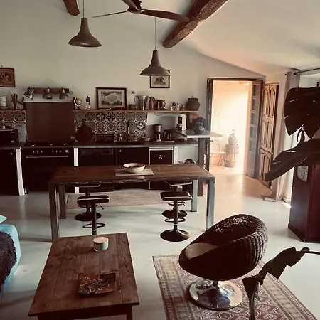 Hébergement de vacances L'ostal Du Pic Saint Loup Aux Embruscalles Claret (Herault)